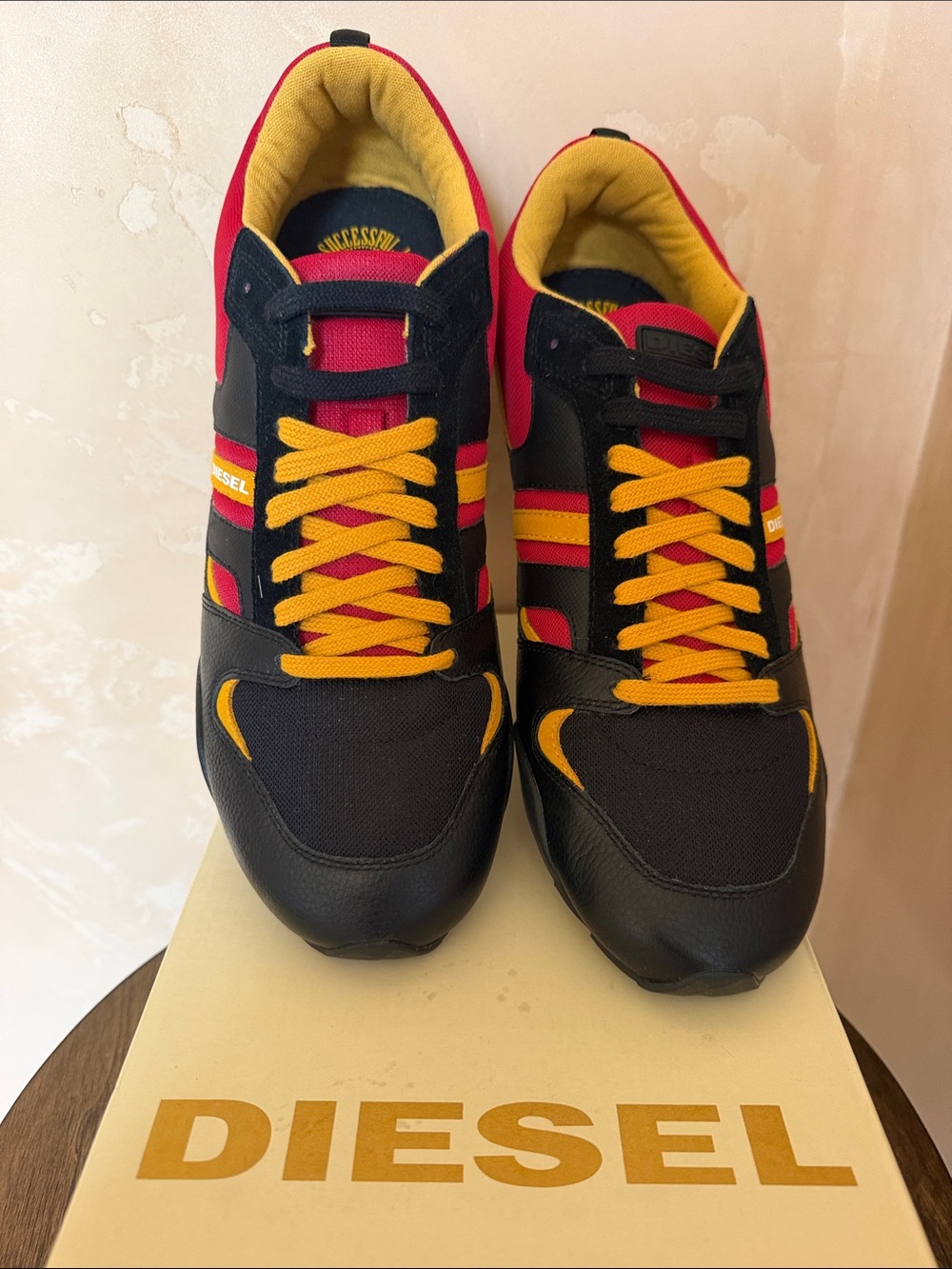 Diesel Men’s Black, Red & Yellow Gunner Low-Top Sneaker